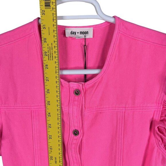 Day + Moon NWT Womens S Barbiecore Pink Denim Romper Ruffle Sleeve Beachy Girly - Picture 12 of 16